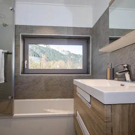 Spacieux T3 Lumineux A Chamonix, Balcon Vue Vallee, Parking, Proche Centre, Animaux Acceptes. - Fr-1-343-237 * Chamonix